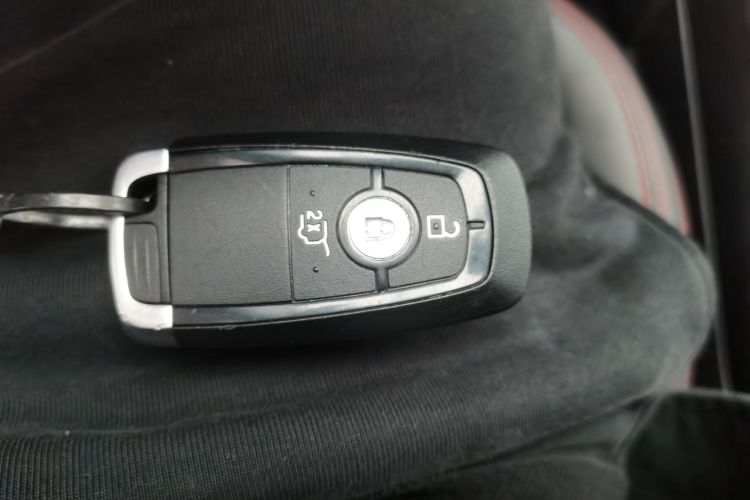 Used Ford Escape 2020 EcoBoost 245 Four-Wheel Drive ST-LINE Deluxe Edition