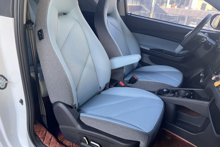 Used Chery New Energy Little Ant 2022 Revised Version Sweet Pink Edition Half-Sugar Version Lithium Iron Phosphate 30.7 kWh 30 kW 301 km