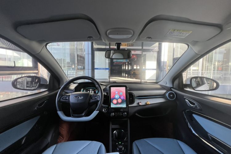 Used Chery New Energy Little Ant 2022 Revised Version Sweet Pink Edition Half-Sugar Version Lithium Iron Phosphate 30.7 kWh 30 kW 301 km