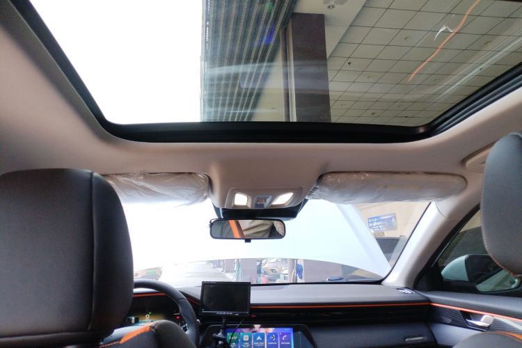 Used Dongfeng Aeolus Yixuan MAX 2023 1.5T Ultra-Stylish Trendsetting Dad Edition