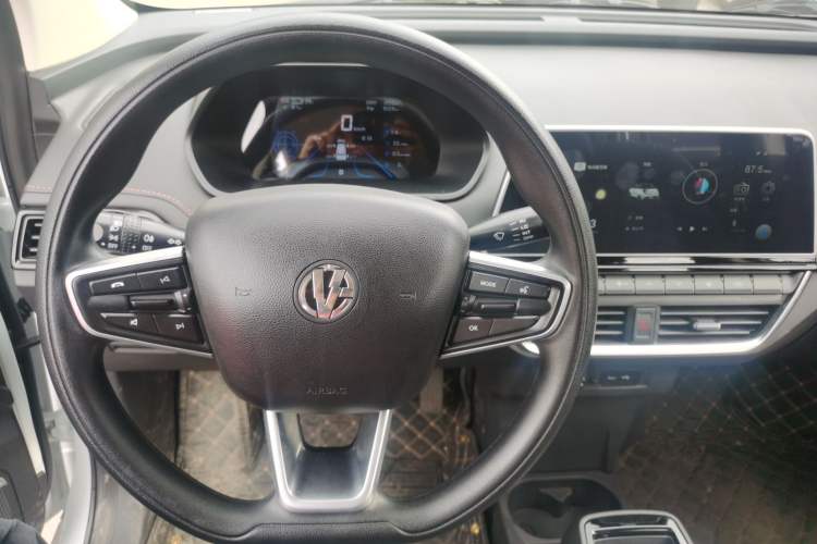 Used Electric House YOUNG Light XiaoXin 2023 302KM Original Version
