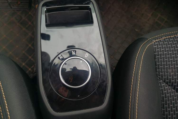 Used Electric House YOUNG Light XiaoXin 2023 302KM Original Version
