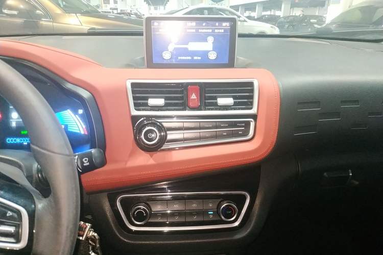 Used JAC iEV6E 2018 Upgraded Edition iEV6E Luxury Smart Model