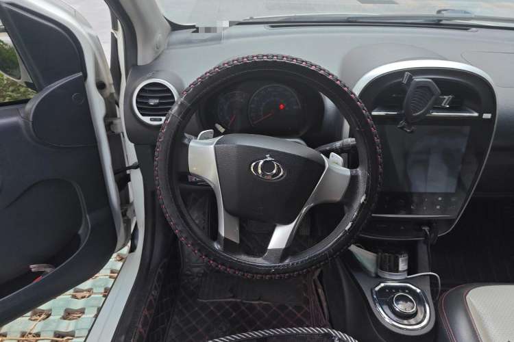 Used Geely Auto Panda 2016 1.0L IMT Cool Fun Edition