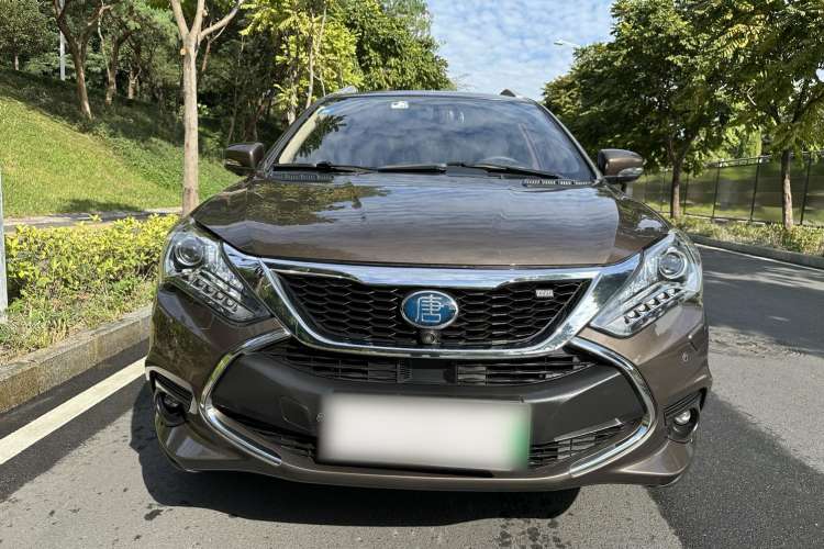Used BYD Tang New Energy 2017 2.0T All-Wheel Drive Haoya Model 7 Seats