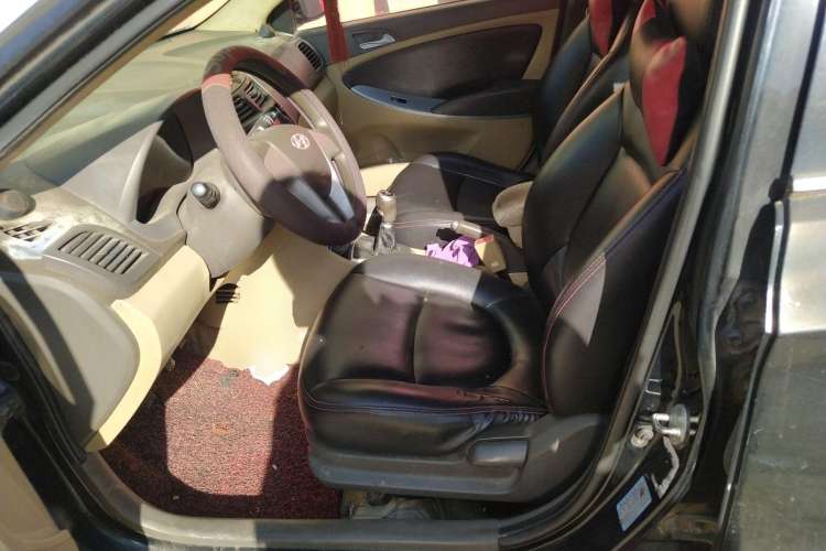 Used Hyundai Verna (older generation) 2010 Sedan 1.4L Manual Comfort GS