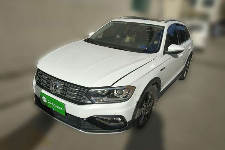 Used Volkswagen C-TREK 2018 230TSI DSG Luxury Version