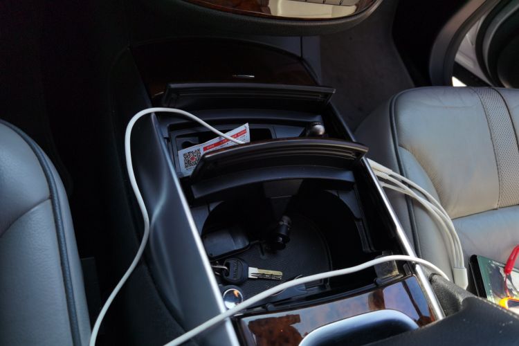 Used Mercedes-Benz R-Class 2010 R 350 L 4MATIC
