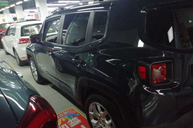 Used Jeep Renegade 2017 180T Automatic High-Energy Version