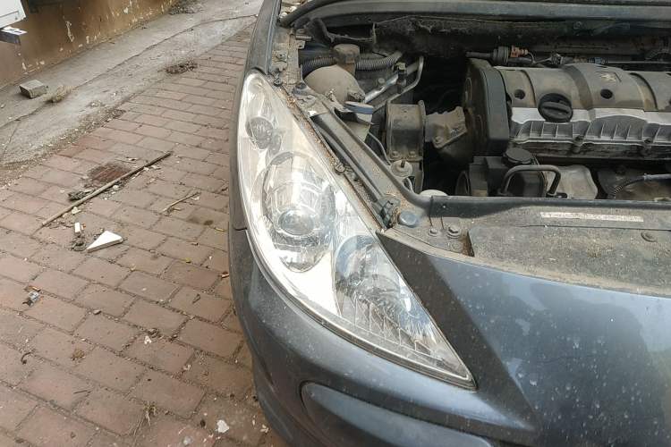 Used Peugeot 307 2012 Hatchback 1.6L Automatic Comfort Edition Right Front Headlight