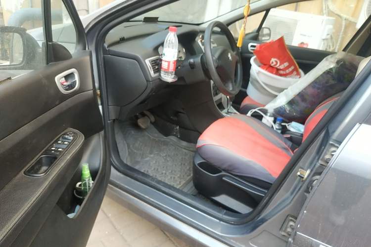 Used Peugeot 307 2012 Hatchback 1.6L Automatic Comfort Edition Driver Seat