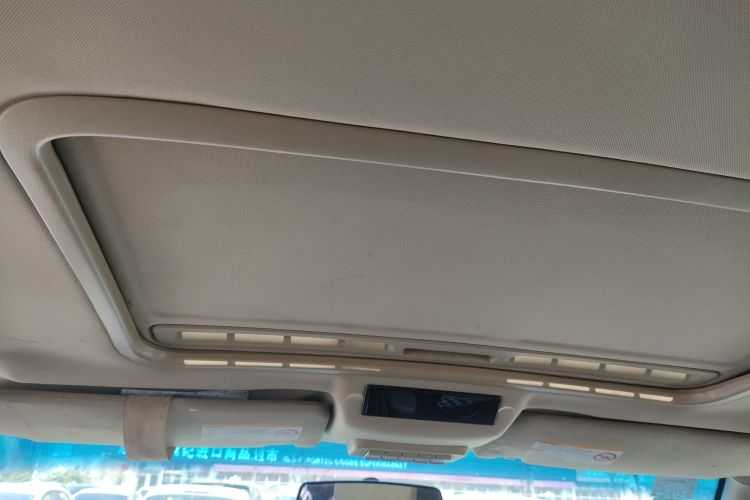 Used Buick GL8 2006 Lu Zun 3.0L XT Navigation Edition
