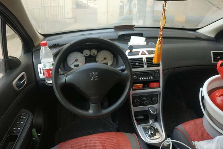 Used Peugeot 307 2012 Hatchback 1.6L Automatic Comfort Edition Steering Wheel