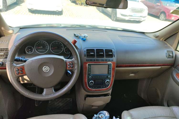 Used Buick GL8 2006 Lu Zun 3.0L XT Navigation Edition
