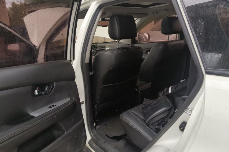 Used BYD S6 2014 2.0L Manual Elite Version 5 Seats