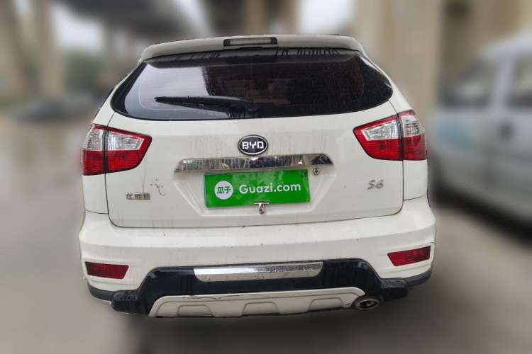 Used BYD S6 2014 2.0L Manual Elite Version 5 Seats