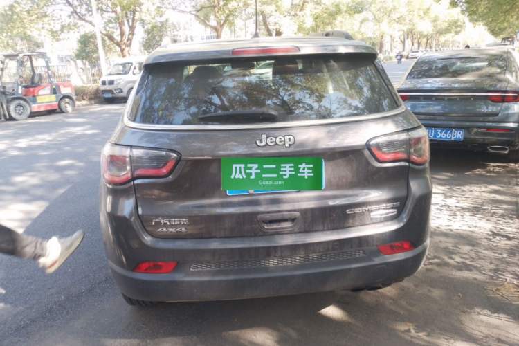 Used Jeep Compass 2017 200T Automatic Family Edition