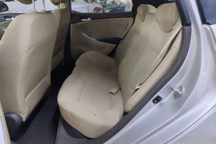 Used Hyundai Verna (older generation) 2010 Sedan 1.4L Automatic Fashionable GT Model
