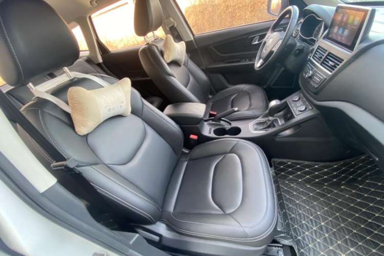 Used Bestune X40 2018 Internet Celebrity Edition 1.6L Automatic Luxury Version
