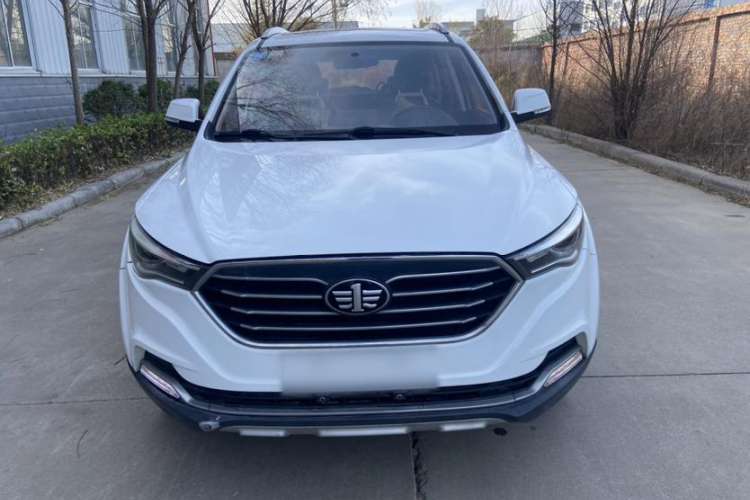 Used Bestune X40 2018 Internet Celebrity Edition 1.6L Automatic Luxury Version
