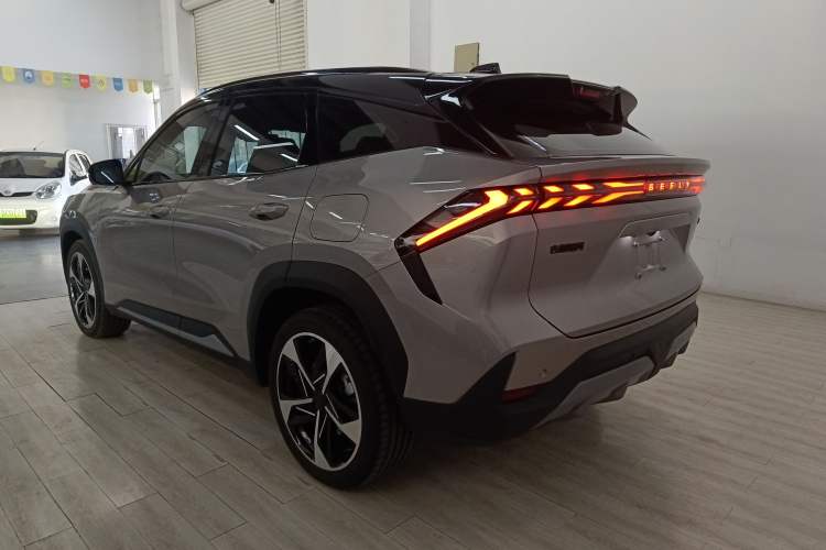 Used Geely Galaxy L7 2023 1.5T 115 km Starship
