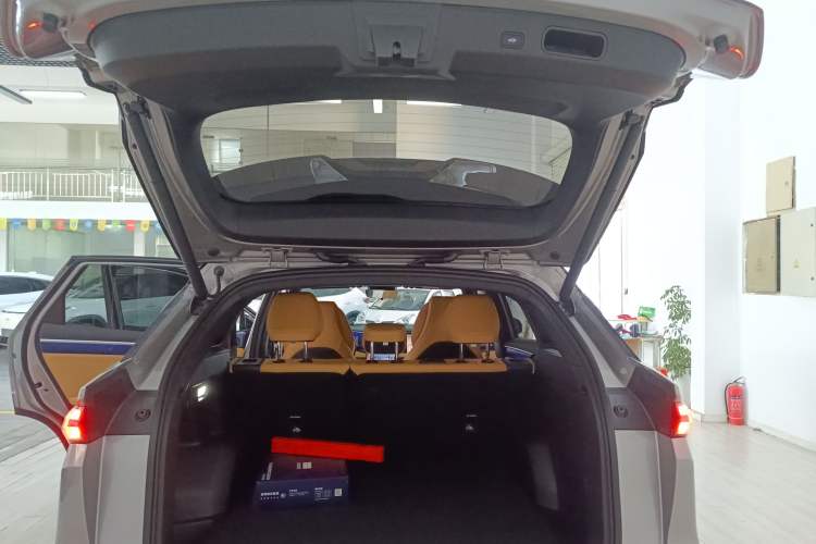 Used Geely Galaxy L7 2023 1.5T 115 km Starship
