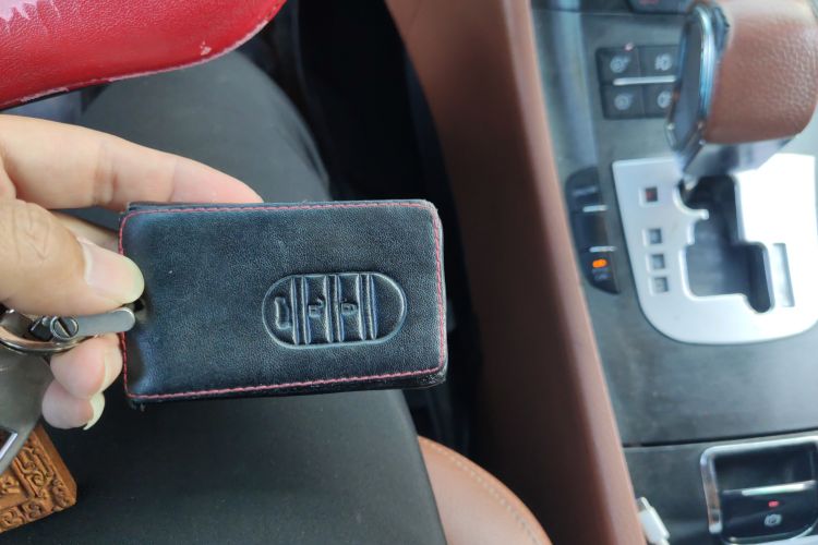 Used Luxgen Great 7 SUV 2011 2.2T Two-Wheel Drive Smart Version Vehicle Key