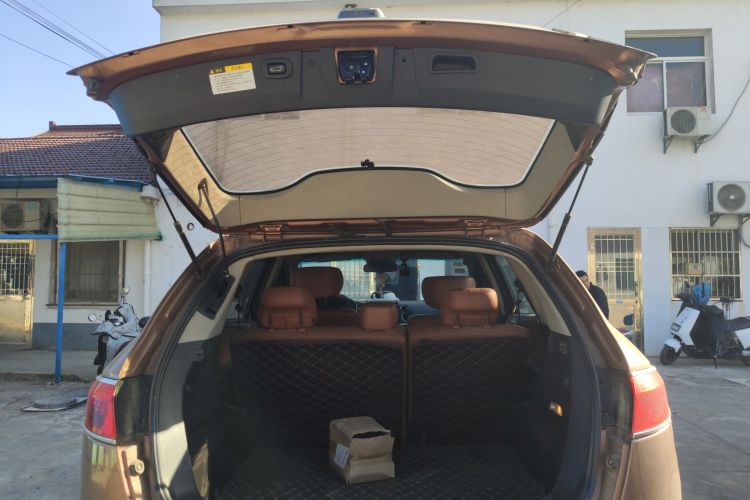 Used Luxgen Great 7 SUV 2011 2.2T Two-Wheel Drive Smart Version Trunk