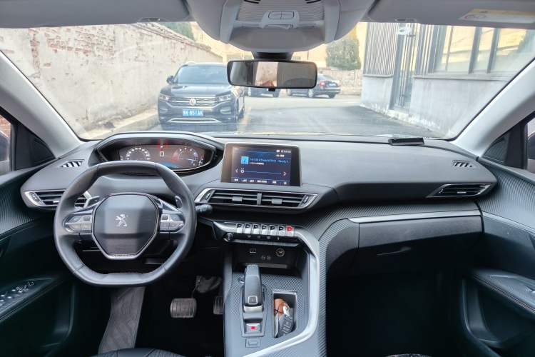 Used Peugeot 5008 2017 350THP 7-Seater Elite Edition