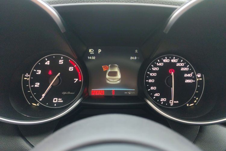 Used Alfa Romeo Giulia 2017 2.0T 280HP Luxury Edition Instrument Cluster