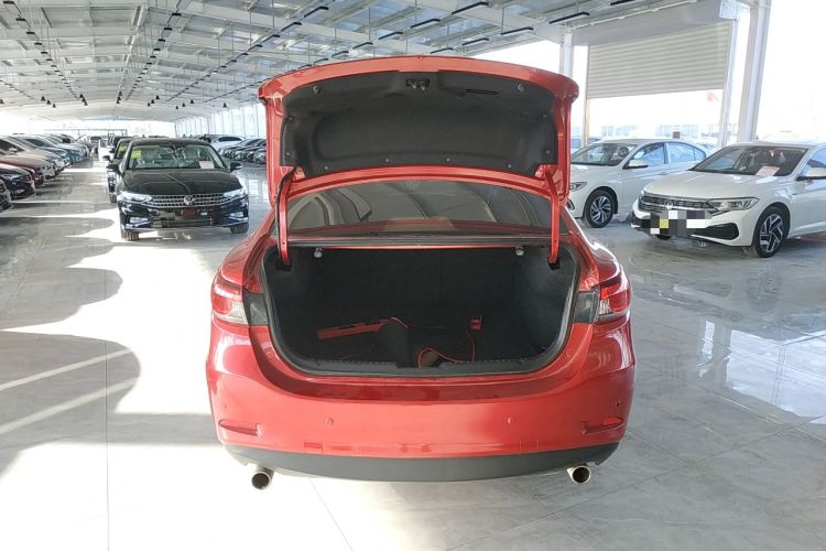 Used Mazda Atenza 2015 2.0L Blue Sky Luxury Edition
