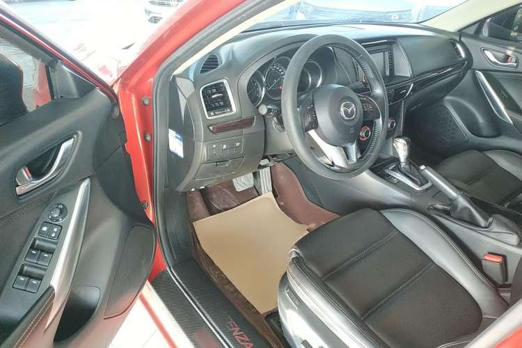 Used Mazda Atenza 2015 2.0L Blue Sky Luxury Edition
