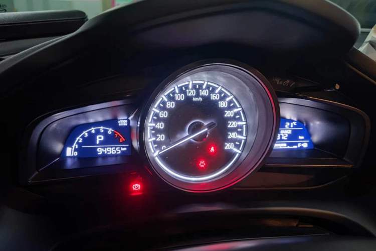 Used Mazda CX-4 2018 2.0L Automatic Two-Wheel Drive Blue Sky Exploration Version China V Standard
