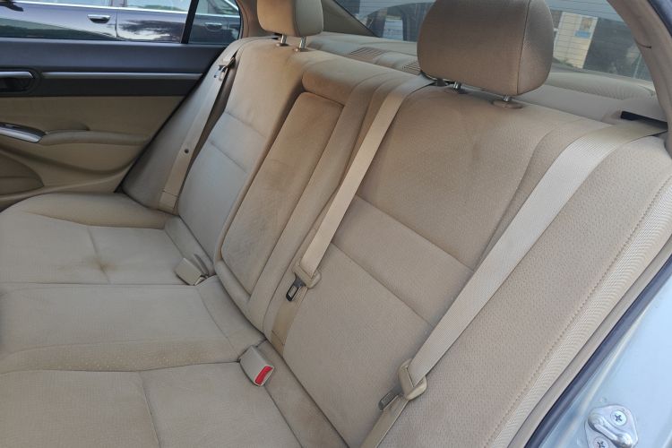 Used Honda Civic 2007 1.3L hybrid version
