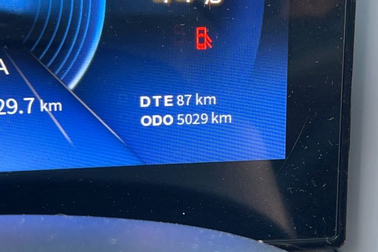 Used Dongfeng NAMMI BOX 2022 Revised Light Wind Edition 201 km Standard Version
