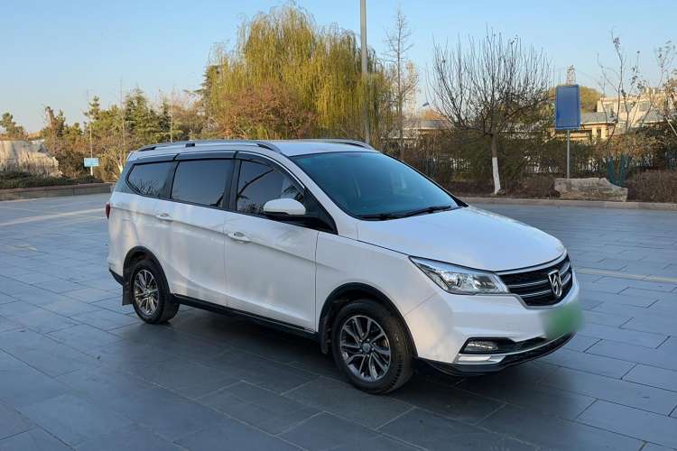 Used Baojun 730 2021 1.5L Manual Fashion Version 7 Seats
