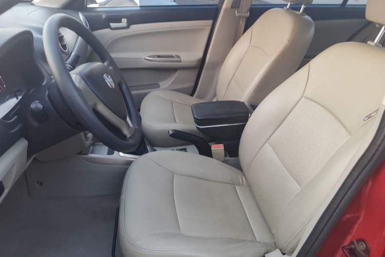 Used Changan Alsvin V3 2012 1.3L Manual Luxury Version China IV Standard