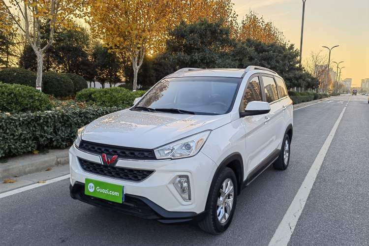 Used Wuling Hongguang S3 2018 1.5L Manual Luxury Model China V Standard