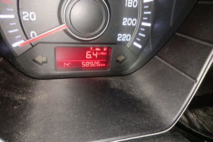 Used Kia K2 2015 Sedan 1.4L MT GLS