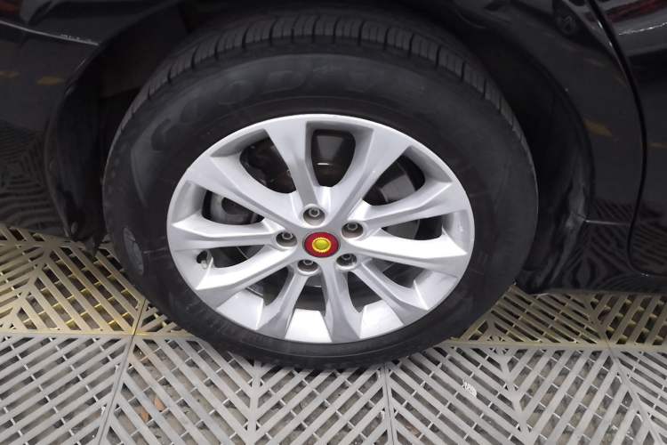 Used Hongqi H7 2013 2.0T Luxury Model