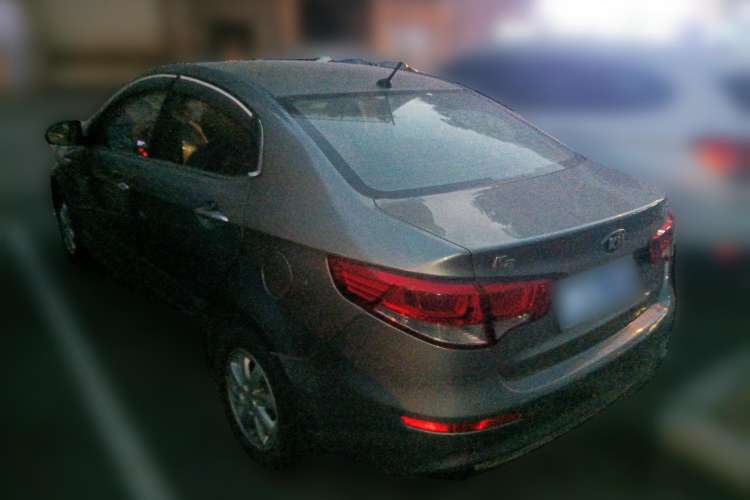 Used Kia K2 2015 Sedan 1.4L MT GLS