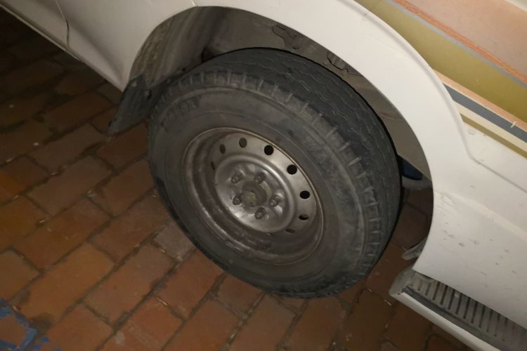 Used Foton Scenic 2014 2.0L Express Classic Short-Wheelbase High-Roof 491EQ4A
