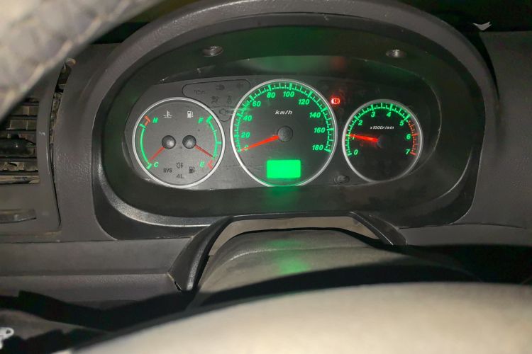 Used Foton Scenic 2014 2.0L Express Classic Short-Wheelbase High-Roof 491EQ4A
