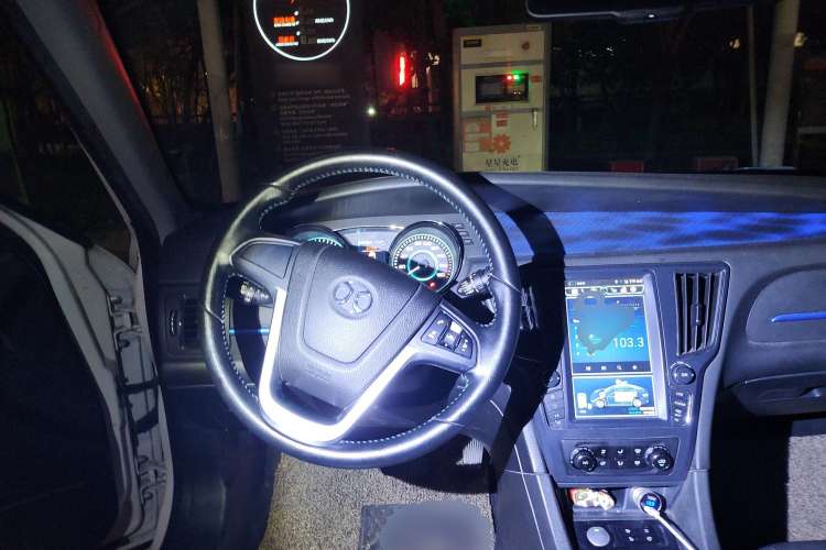 Used BAIC New Energy EU 2017 EU400 Enjoy Edition
