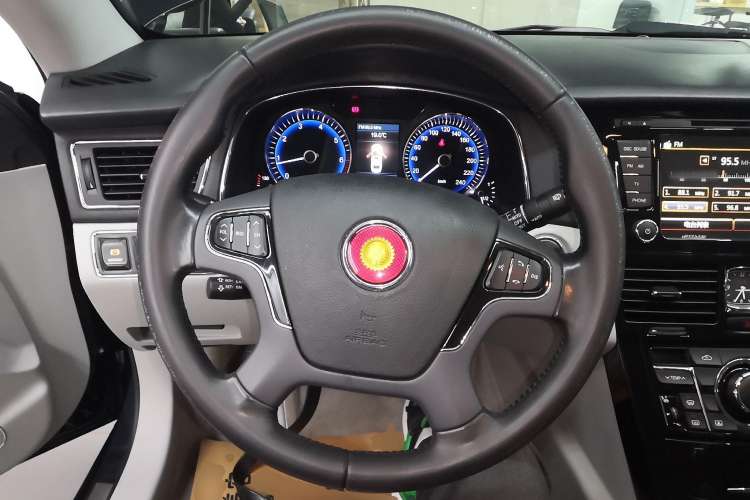 Used Hongqi H7 2013 2.0T Luxury Model