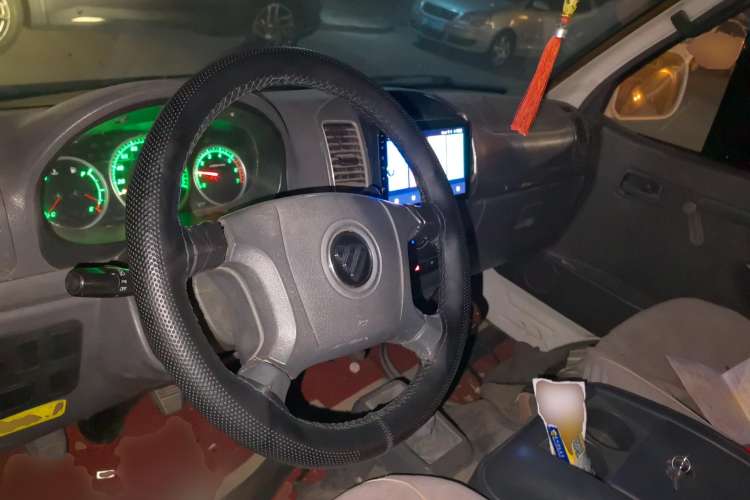 Used Foton Scenic 2014 2.0L Express Classic Short-Wheelbase High-Roof 491EQ4A
