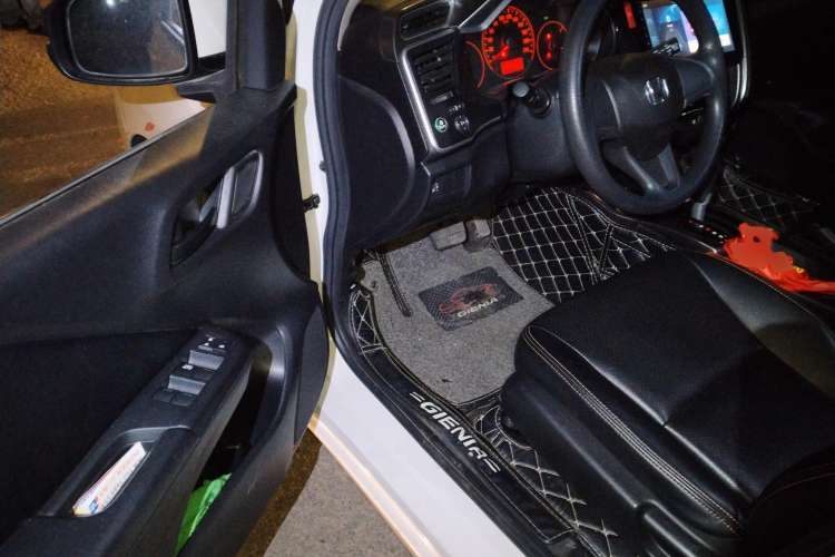 Used Honda Gienia 2017 1.5L CVT Classic Edition
