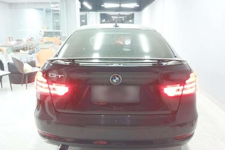 Used BMW 3 Series GT 2013 320i Leading Model