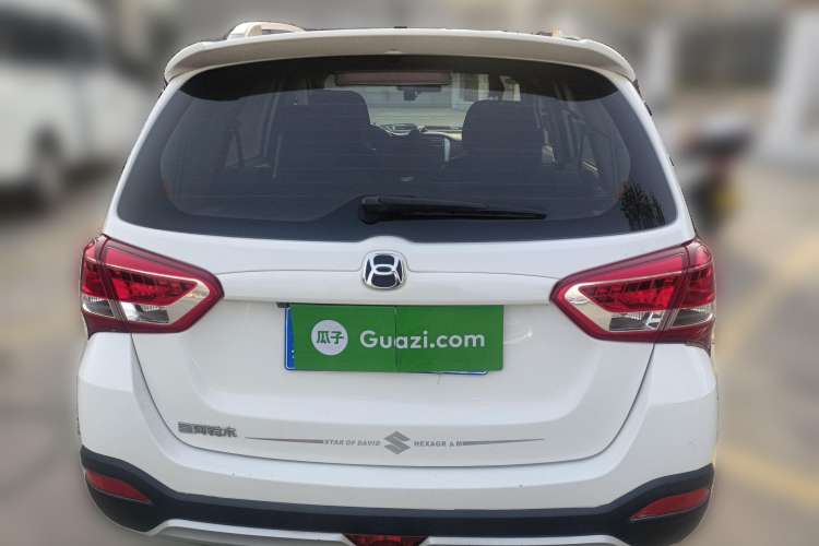 Used Suzuki Liana A6 2016 Hatchback 1.4L Manual Enjoyment Model