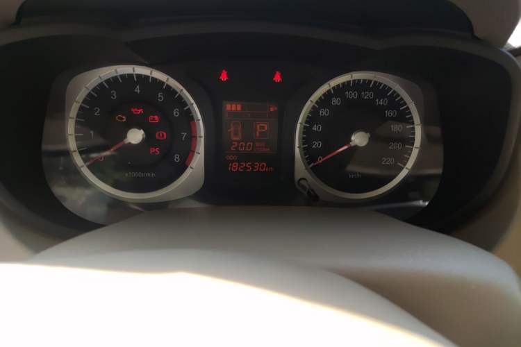 Used Venucia D50 2013 1.6L Automatic Fashion Edition